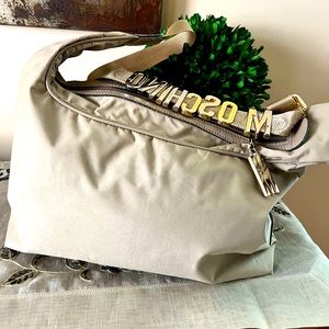 Moschino Redwall Hobo Vintage Bag